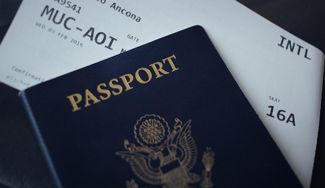 Pasaportes y documentos de extranjería en España